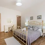 Spacious 3 Bedroom, 2 Bathroom, In *