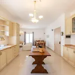Spacious 3 Bedroom, 2 Bathroom, In *