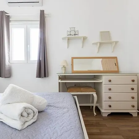 Апартаменты Spacious 3 Bedroom, 2 Bathroom, In