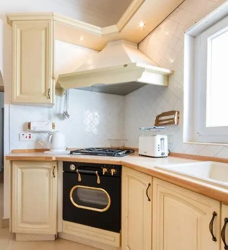 Spacious 3 Bedroom, 2 Bathroom, In