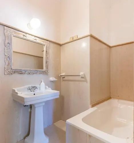 Spacious 3 Bedroom, 2 Bathroom, In Daire Sliema