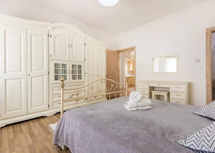 Daire Spacious 3 Bedroom, 2 Bathroom, In *