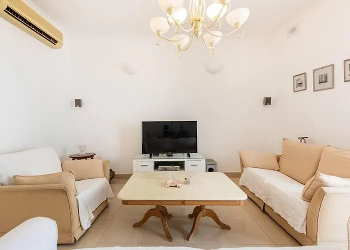 Daire Spacious 3 Bedroom, 2 Bathroom, In Sliema