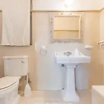 Spacious 3 Bedroom, 2 Bathroom, In * スリーマ
