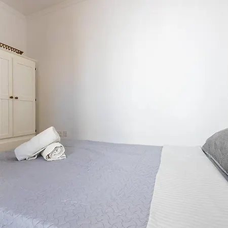 Appartement Spacious 3 Bedroom, 2 Bathroom, In